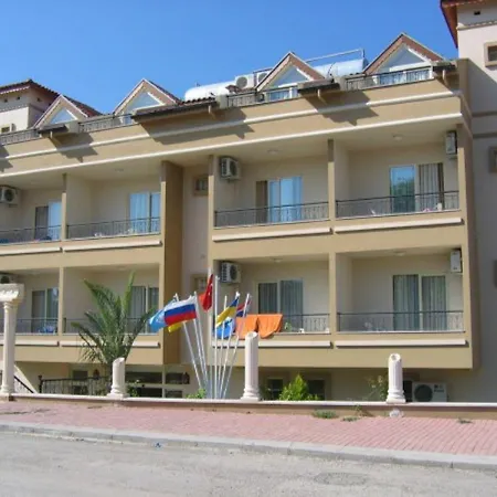 Starberry Hotel 3*